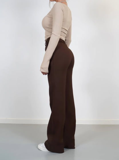 Ella - Wide Trousers To Make You Look Even More Fashionable