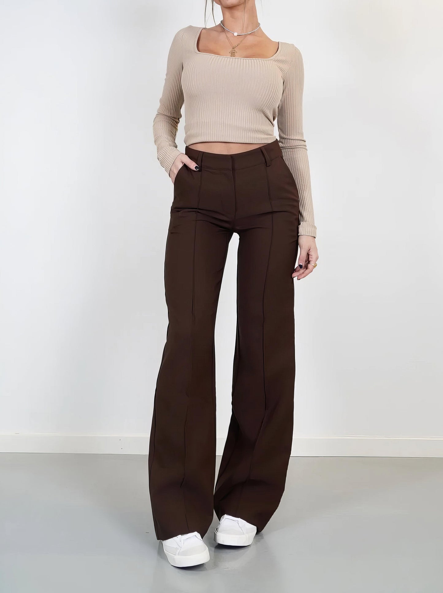 Ella - Wide Trousers To Make You Look Even More Fashionable