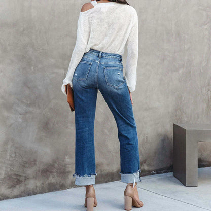 Kate - Straight Leg Jeans With A Playfull Crossed Button