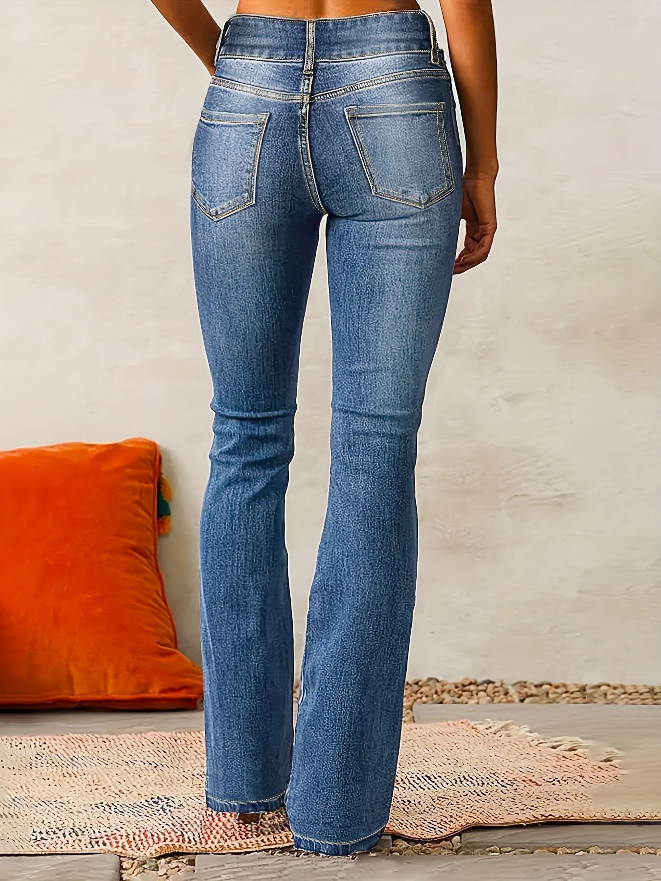 Lucy - Elegance Flared Jeans