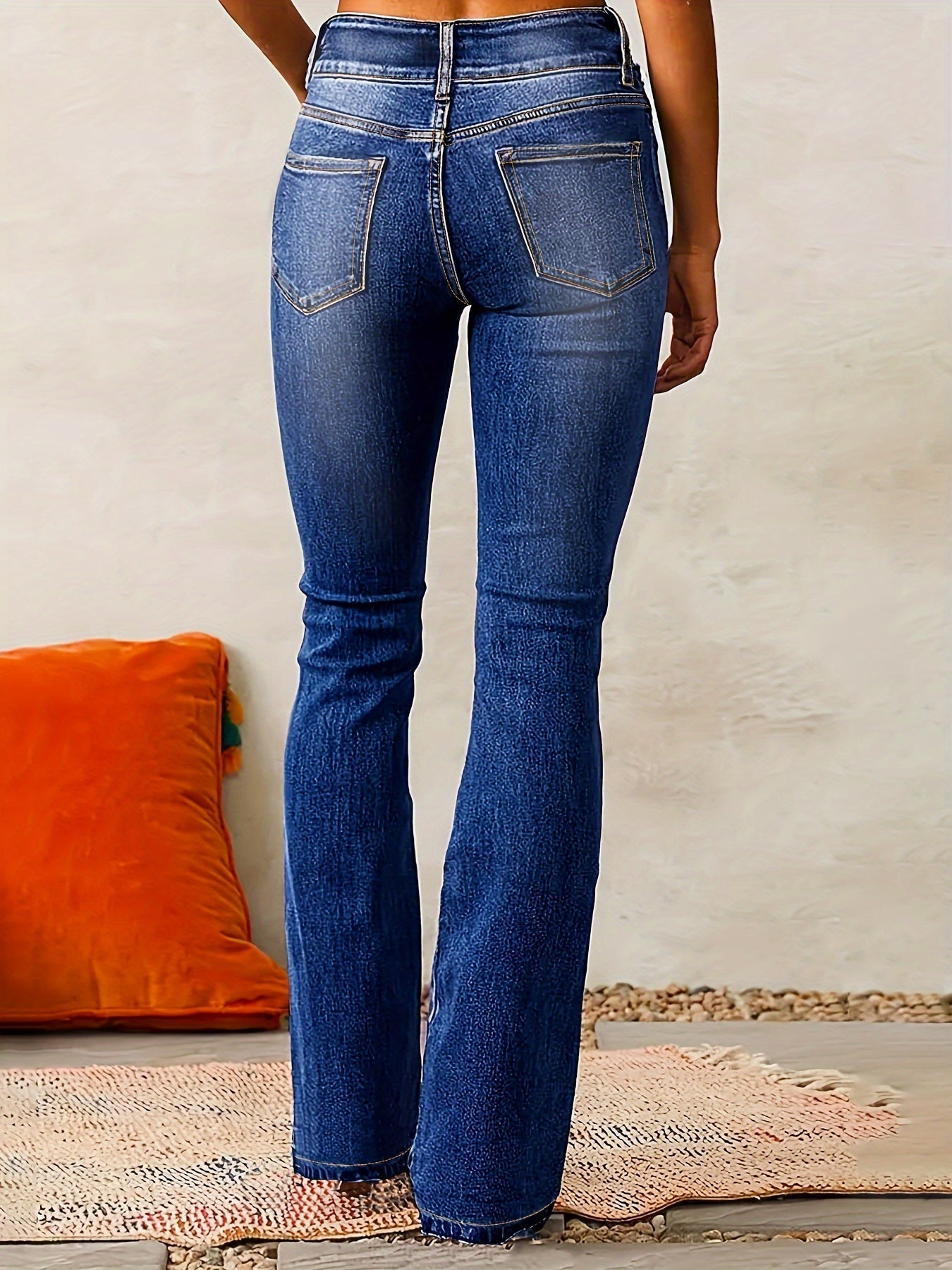 Lucy - Elegance Flared Jeans