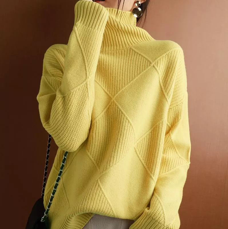 Marina - Elegant, Loose Turtleneck Jumper For Ultimate Comfort