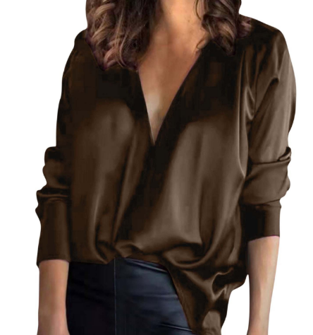 Mia - The Perfect Blouse for An Elegant Night Out