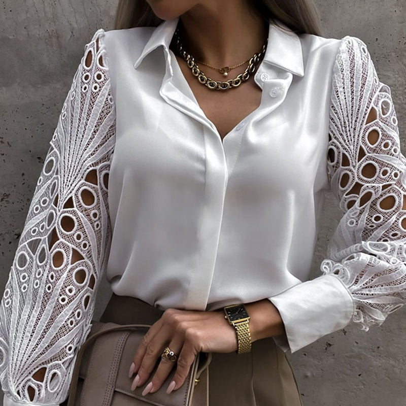 Tali - Stylish And Comfortable Blouse With Lace That's The Ultimate Eye Catcher